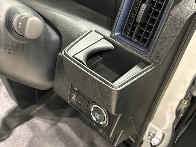 タント Ｘ　バックカメラ　両側シートヒーター　片側電動スライドドア　ＬＥＤオートライト　パワースライドドアウェルカムオープン機能　電動パーキングブレーキ　運転席助手席シートヒーター　　フルホイールキャツプ　キーフリーシステム　　オート電動格納式ドアミラー（25枚目）