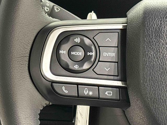 タント カスタムＲＳ　パノラマモニター付き　電動パーキングブレーキ　ＬＥＤオートライト　パワースライドドアウェルカムオープン機能　オート電動格納式ドアミラー　助手席ロングスライド　助手席イージークローザー　アルミホイール　キーフリーシステム（15枚目）