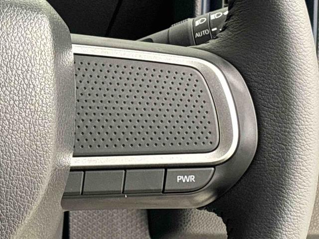 タント カスタムＲＳ　パノラマモニター付き　電動パーキングブレーキ　ＬＥＤオートライト　パワースライドドアウェルカムオープン機能　オート電動格納式ドアミラー　助手席ロングスライド　助手席イージークローザー　アルミホイール　キーフリーシステム（16枚目）