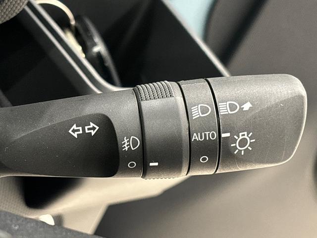 タフト Ｇ　ダーククロムベンチャー　電動パーキングブレーキ　スカイフィールトップ　　ダークメッキパック　アンダーガーニッシュ　電動ドアミラー　ＬＥＤオートライト＆フォグランプ　電動パーキングブレーキ　バックカメラ　アルミホイール（23枚目）