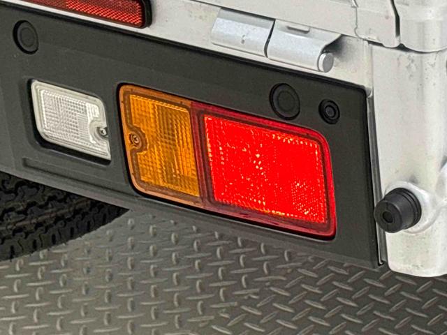 ハイゼットトラック スタンダード　４ＷＤ　ＡＭＦＭラジオ　　スペアタイヤ（44枚目）