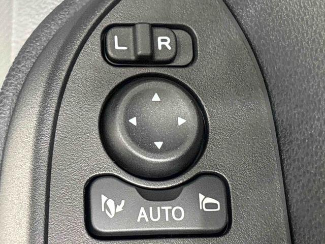 タント カスタムＸ　ＬＥＤオートライト　パワースライドドアウェルカムオープン機能　オート電動格納式ドアミラー　助手席ロングスライド　助手席イージークローザー　アルミホイール　キーフリーシステム（26枚目）