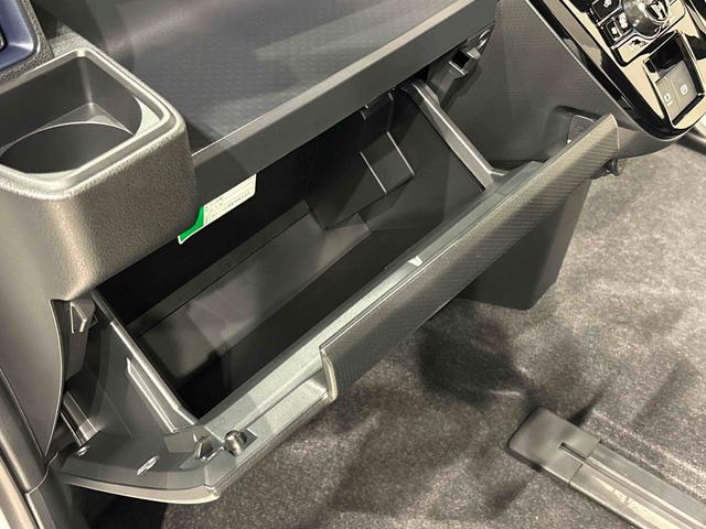 タント カスタムＸ　ＬＥＤオートライト　パワースライドドアウェルカムオープン機能　オート電動格納式ドアミラー　助手席ロングスライド　助手席イージークローザー　アルミホイール　キーフリーシステム（33枚目）