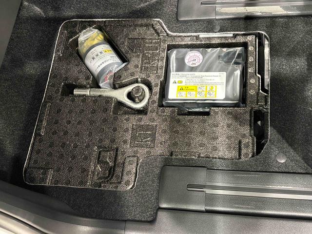 タント カスタムＸ　ＬＥＤオートライト　パワースライドドアウェルカムオープン機能　オート電動格納式ドアミラー　助手席ロングスライド　助手席イージークローザー　アルミホイール　キーフリーシステム（34枚目）