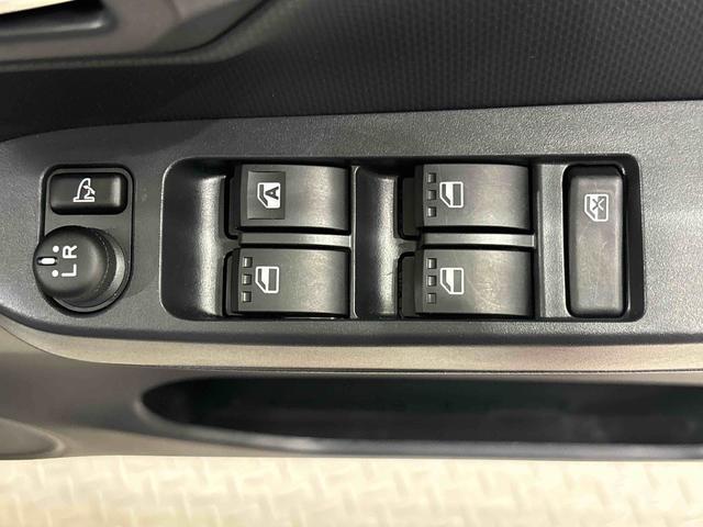 ミライース Ｘ　ＳＡＩＩＩ　４ＷＤ　ＬＥＤヘッドライト　バックカメラ　ＬＥＤヘッドランプ　セキュリティアラーム　コーナーセンサー　１４インチフルホイールキャップ　キーレスエントリー　電動格納式ドアミラー　ショツピングフック　マニュアルエアコン（28枚目）