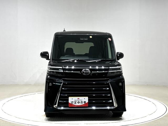タント カスタムＲＳ　９インチディスプレイオーディオ　バックカメラ　ＬＥＤオートライト　パワースライドドアウェルカムオープン機能　オート電動格納式ドアミラー　助手席ロングスライド　助手席イージークローザー　アルミホイール　キーフリーシステム（8枚目）