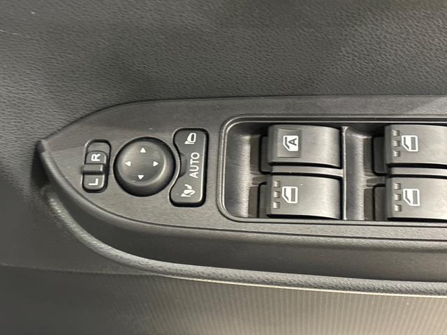 タント カスタムＲＳ　９インチディスプレイオーディオ　バックカメラ　ＬＥＤオートライト　パワースライドドアウェルカムオープン機能　オート電動格納式ドアミラー　助手席ロングスライド　助手席イージークローザー　アルミホイール　キーフリーシステム（24枚目）