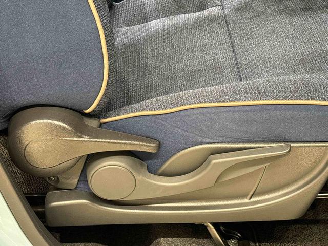 ムーヴキャンバス セオリーＧ　ＬＥＤオートライト・フォグランプ　電動パーキングブレーキ　プッシュボタンスタート　セキュリティアラーム　バックカメラ　両側パワースライドドアウエルカムオープン機能　オート電動格納式ドアミラー（28枚目）