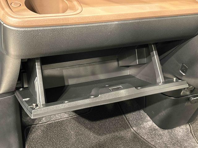 ムーヴキャンバス セオリーＧ　ＬＥＤオートライト・フォグランプ　電動パーキングブレーキ　プッシュボタンスタート　セキュリティアラーム　バックカメラ　両側パワースライドドアウエルカムオープン機能　オート電動格納式ドアミラー（33枚目）