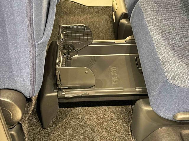 ムーヴキャンバス セオリーＧ　ＬＥＤオートライト・フォグランプ　電動パーキングブレーキ　プッシュボタンスタート　セキュリティアラーム　バックカメラ　両側パワースライドドアウエルカムオープン機能　オート電動格納式ドアミラー（36枚目）