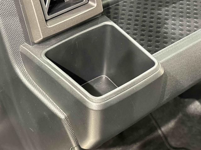 タフト Ｇターボ　ダーククロムベンチャー　電動パーキングブレーキ　スカイフィールトップ　ダークメッキパック　シルバーアンダーガーニッシュ　インテリアアクセント　ＬＥＤオートハイビーム＆フォグランプ　電動パーキングブレーキ　バックカメラ　アルミホイール（31枚目）