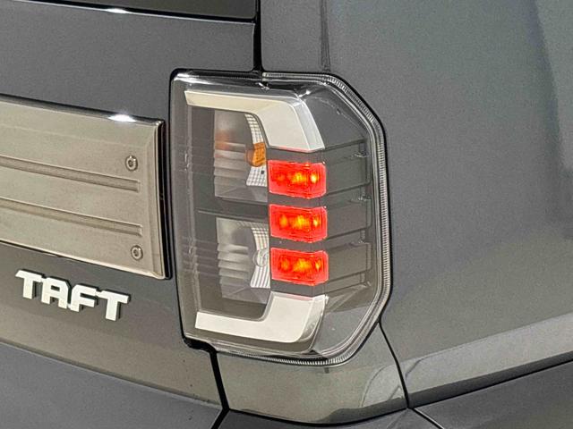 タフト Ｇターボ　ダーククロムベンチャー　電動パーキングブレーキ　スカイフィールトップ　ダークメッキパック　シルバーアンダーガーニッシュ　インテリアアクセント　ＬＥＤオートハイビーム＆フォグランプ　電動パーキングブレーキ　バックカメラ　アルミホイール（46枚目）