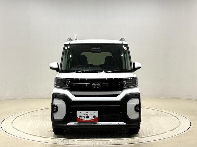 タント ファンクロスターボ 電動パーキングブレーキ LEDオートライト パワースライドドアウェルカムオープン機能 電動パーキングブレーキ 運転席助手席シートヒーター アルミホイール キーフリーシステム  オート電動格納式ドアミラー(6枚目)