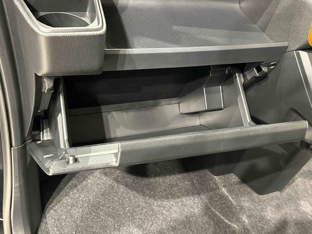 タント ファンクロスターボ 前席シートヒーター バックカメラ付 電動パーキングブレーキ 後席両側パワースライドドア 運転席・助手席シートヒーター LEDヘッドライト・フォグランプ オートエアコン オートライト 15インチアルミホイール キーフリーシステム(32枚目)