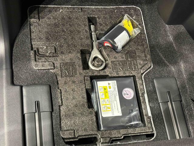 タント ファンクロスターボ 前席シートヒーター バックカメラ付 電動パーキングブレーキ 後席両側パワースライドドア 運転席・助手席シートヒーター LEDヘッドライト・フォグランプ オートエアコン オートライト 15インチアルミホイール キーフリーシステム(33枚目)