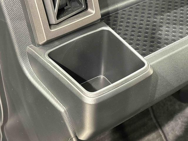 タフト Ｇ　ダーククロムベンチャー　バックモニター対応カメラ　スカイフィールトップ　ダークメッキパック　シルバーアンダーガーニッシュ　インテリアアクセント　ＬＥＤオートライト＆フォグランプ　電動パーキングブレーキ　バックカメラ　アルミホイール（31枚目）