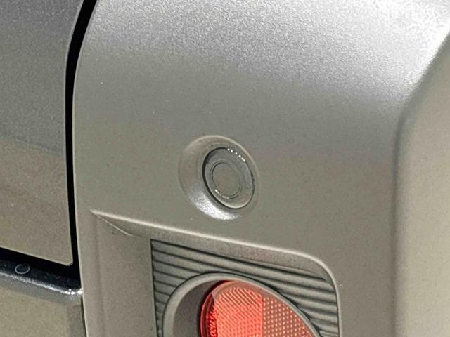 タフト Ｇ　ダーククロムベンチャー　バックモニター対応カメラ　スカイフィールトップ　ダークメッキパック　シルバーアンダーガーニッシュ　インテリアアクセント　ＬＥＤオートライト＆フォグランプ　電動パーキングブレーキ　バックカメラ　アルミホイール（36枚目）