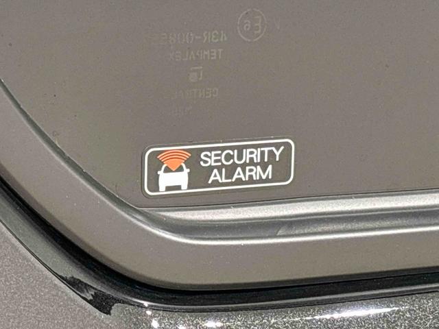 タフト Ｇ　ダーククロムベンチャー　バックモニター対応カメラ　スカイフィールトップ　ダークメッキパック　シルバーアンダーガーニッシュ　インテリアアクセント　ＬＥＤオートライト＆フォグランプ　電動パーキングブレーキ　バックカメラ　アルミホイール（40枚目）