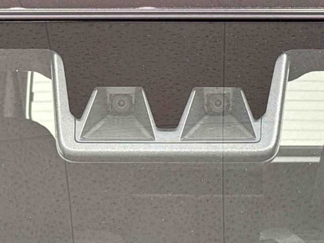 タフト Ｇ　ダーククロムベンチャー　バックモニター対応カメラ　スカイフィールトップ　ダークメッキパック　シルバーアンダーガーニッシュ　インテリアアクセント　ＬＥＤオートライト＆フォグランプ　電動パーキングブレーキ　バックカメラ　アルミホイール（41枚目）