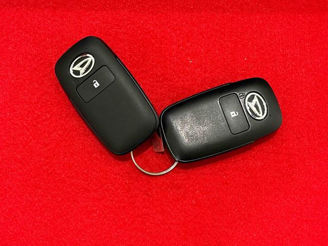 タフト Ｇ　ダーククロムベンチャー　バックモニター対応カメラ　スカイフィールトップ　ダークメッキパック　シルバーアンダーガーニッシュ　インテリアアクセント　ＬＥＤオートライト＆フォグランプ　電動パーキングブレーキ　バックカメラ　アルミホイール（48枚目）