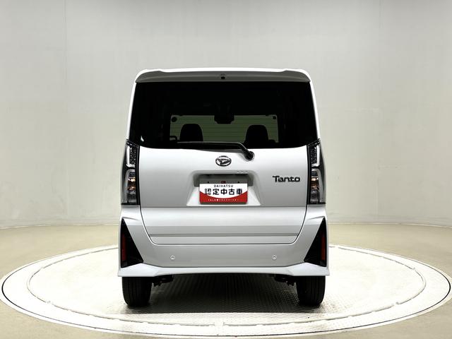 タント カスタムＲＳ　電動パーキングブレーキ　ＬＥＤオートライト　パワースライドドアウェルカムオープン機能　電動パーキングブレーキ　運転席助手席シートヒーター　アルミホイール　キーフリーシステム　　オート電動格納式ドアミラー（9枚目）