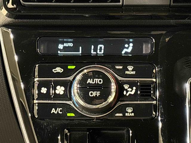 タント カスタムＲＳ　電動パーキングブレーキ　ＬＥＤオートライト　パワースライドドアウェルカムオープン機能　電動パーキングブレーキ　運転席助手席シートヒーター　アルミホイール　キーフリーシステム　　オート電動格納式ドアミラー（16枚目）