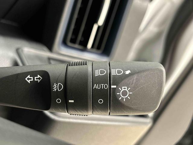 タント カスタムＲＳ　電動パーキングブレーキ　ＬＥＤオートライト　パワースライドドアウェルカムオープン機能　電動パーキングブレーキ　運転席助手席シートヒーター　アルミホイール　キーフリーシステム　　オート電動格納式ドアミラー（23枚目）