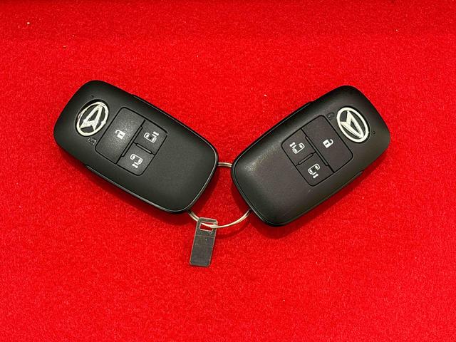 タント カスタムＲＳ　電動パーキングブレーキ　ＬＥＤオートライト　パワースライドドアウェルカムオープン機能　電動パーキングブレーキ　運転席助手席シートヒーター　アルミホイール　キーフリーシステム　　オート電動格納式ドアミラー（51枚目）