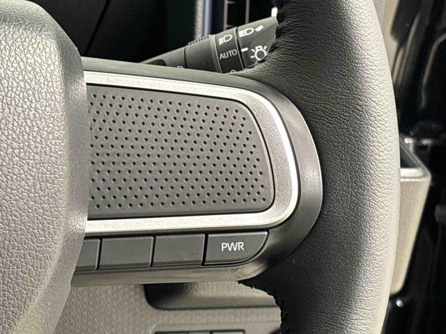 タント カスタムＲＳ　バックカメラ　電動パーキングブレーキ　ＬＥＤオートライト　パワースライドドアウェルカムオープン機能　オート電動格納式ドアミラー　助手席ロングスライド　助手席イージークローザー　アルミホイール　キーフリーシステム（14枚目）