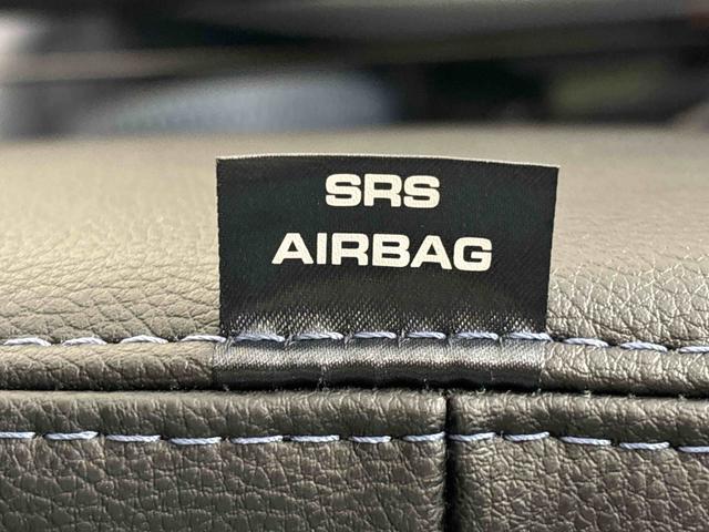 タント カスタムＲＳ　バックカメラ　電動パーキングブレーキ　ＬＥＤオートライト　パワースライドドアウェルカムオープン機能　オート電動格納式ドアミラー　助手席ロングスライド　助手席イージークローザー　アルミホイール　キーフリーシステム（29枚目）