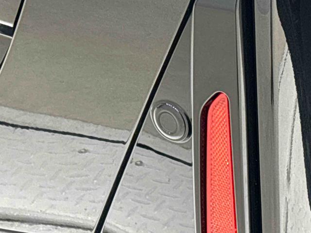 タント カスタムＲＳ　バックカメラ　電動パーキングブレーキ　ＬＥＤオートライト　パワースライドドアウェルカムオープン機能　オート電動格納式ドアミラー　助手席ロングスライド　助手席イージークローザー　アルミホイール　キーフリーシステム（37枚目）