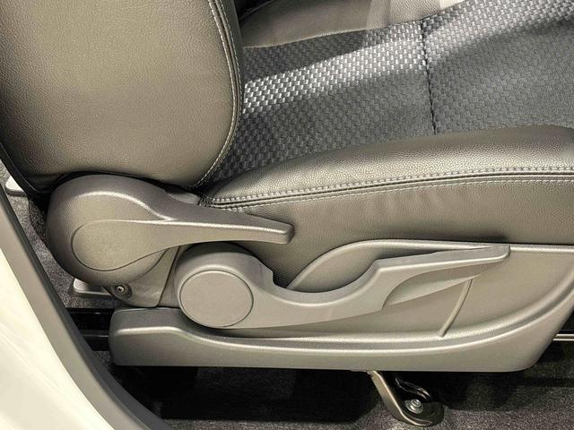 タント カスタムＲＳ　　電子パーキング　　　ＬＥＤヘッドライト　ＬＥＤオートライト　パワースライドドアウェルカムオープン機能　オート電動格納式ドアミラー　　助手席イージークローザー　アルミホイール　キーフリーシステム（28枚目）