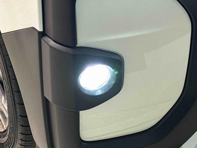 タント ファンクロスターボ　　電子パーキング　　ＬＥＤヘッドライト　ＬＥＤオートライト　パワースライドドアウェルカムオープン機能　オート電動格納式ドアミラー　助手席ロングスライド　助手席イージークローザー　アルミホイール　キーフリーシステム（47枚目）