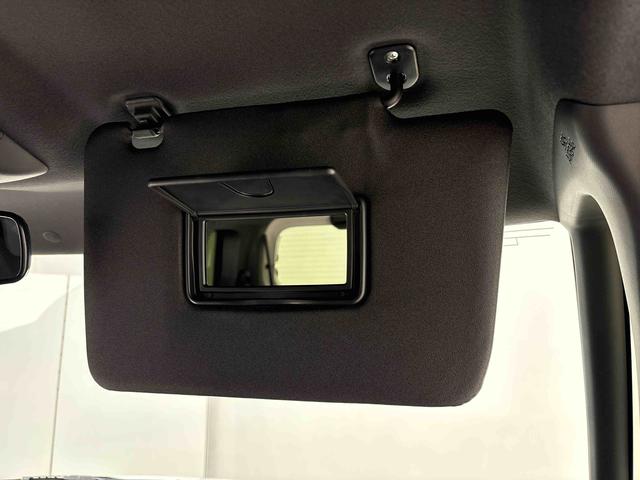 タント カスタムＲＳスタイルセレクション　パノラマモニター　ＥＴＣ　ＬＥＤオートライト　パワースライドドアウェルカムオープン機能　オート電動格納式ドアミラー　助手席ロングスライド　助手席イージークローザー　アルミホイール　キーフリーシステム（31枚目）