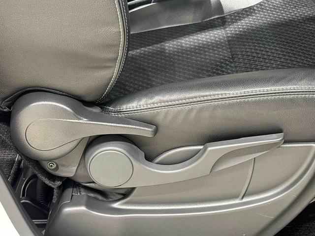 タント カスタムＲＳスタイルセレクション　パノラマモニター　ＥＴＣ　ＬＥＤオートライト　パワースライドドアウェルカムオープン機能　オート電動格納式ドアミラー　助手席ロングスライド　助手席イージークローザー　アルミホイール　キーフリーシステム（32枚目）