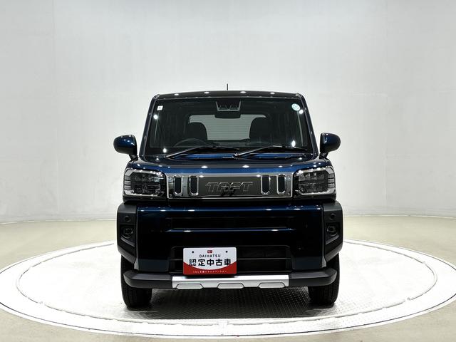 タフト Ｇ　クロムベンチャー　バックカメラ付き　スカイフィールトップ　クロムパック　メッキパック　シルバーアンダーガーニッシュ　インテリアアクセント　ＬＥＤオートライト＆フォグランプ　電動パーキングブレーキ　バックカメラ　アルミホイール（6枚目）