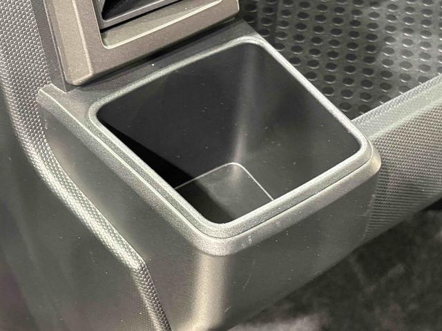 タフト Ｇ　クロムベンチャー　バックカメラ付き　スカイフィールトップ　クロムパック　メッキパック　シルバーアンダーガーニッシュ　インテリアアクセント　ＬＥＤオートライト＆フォグランプ　電動パーキングブレーキ　バックカメラ　アルミホイール（31枚目）