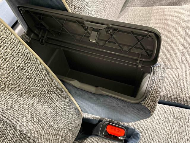 ムーヴキャンバス ストライプスＧターボ　バックカメラ　前席シートヒーター付　ＬＥＤヘッドライト　ＬＥＤフォグランプ　両側電動スライドドア　ＳＲＳサイドエアバッグ　プッシュボタンスタート　オートライト　オートハイビーム　オートホールドブレーキ機能付電動パーキングブレーキ（29枚目）