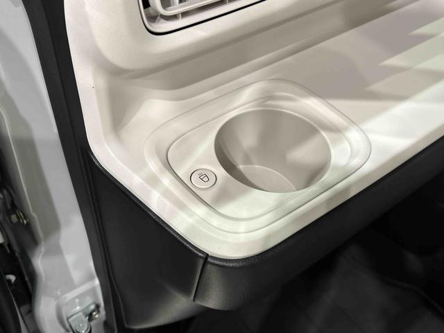 ムーヴキャンバス ストライプスＧターボ　バックカメラ　前席シートヒーター付　ＬＥＤヘッドライト　ＬＥＤフォグランプ　両側電動スライドドア　ＳＲＳサイドエアバッグ　プッシュボタンスタート　オートライト　オートハイビーム　オートホールドブレーキ機能付電動パーキングブレーキ（31枚目）