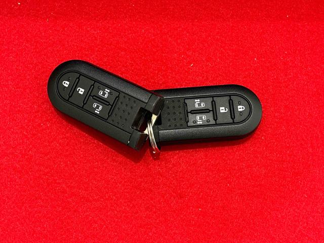 ムーヴキャンバス Ｇ　ＳＡＩＩＩ　ナビ　バックカメラ　ドラレコ　ＥＴＣ　ＬＥＤヘッドランプ　置き楽ボックス　オートライト　プッシュボタンスタート　セキュリティアラーム　両側パワースライドドア　キーフリーシステム　　オート電動格納式ドアミラー（50枚目）