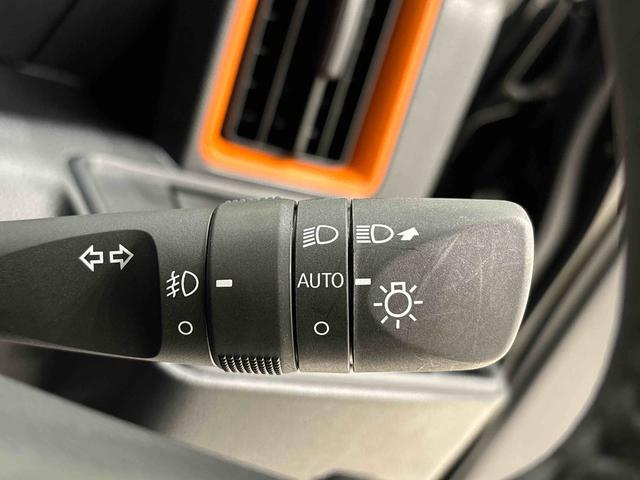 タント ファンクロスターボ　バックカメラ　電動パーキングブレーキ　ＬＥＤオートライト　パワースライドドアウェルカムオープン機能　電動パーキングブレーキ　運転席助手席シートヒーター　アルミホイール　キーフリーシステム　　オート電動格納式ドアミラー（23枚目）