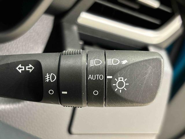 トール カスタム G   電子パーキング  両側パワースライドドア LEDヘッドランプ・フォグランプ  14インチアルミホイール オートライト プッシュボタンスタート クルーズコントロール  コーナーセンサー パワースライドドア キーフリーシステム(22枚目)