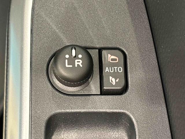 トール カスタム G   電子パーキング  両側パワースライドドア LEDヘッドランプ・フォグランプ  14インチアルミホイール オートライト プッシュボタンスタート クルーズコントロール  コーナーセンサー パワースライドドア キーフリーシステム(23枚目)