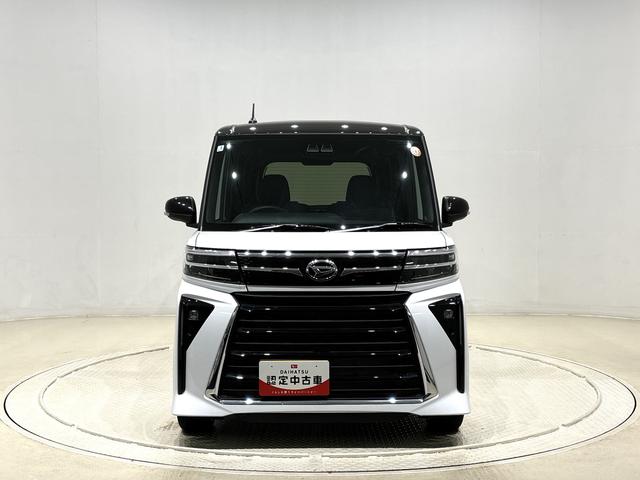 タント カスタムＲＳ　両側パワースライドドア　ＬＥＤオートライト　　電動パーキングブレーキ　運転席助手席シートヒーター　アルミホイール　キーフリーシステム　　オート電動格納式ドアミラー（6枚目）
