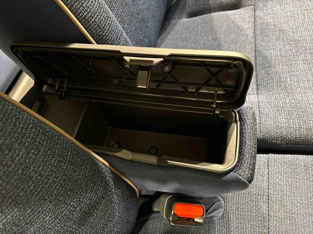 ムーヴキャンバス セオリーＧターボ　バックカメラ対応　電動パーキングブレーキ　ＬＥＤオートライト・フォグランプ　電動パーキングブレーキ　プッシュボタンスタート　セキュリティアラーム　バックカメラ　両側パワースライドドアウエルカムオープン機能　オート電動格納式ドアミラー（30枚目）