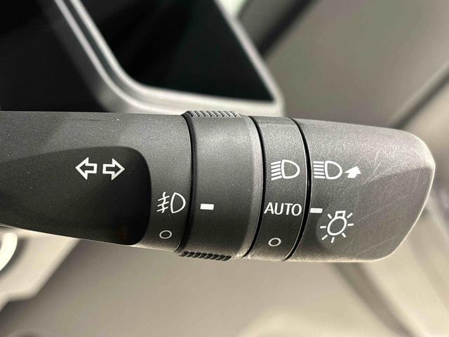タフト Ｇ　ダーククロムベンチャー　スカイフィールトップ　ＬＥＤオートライト　オートハイビーム　フロントフォグランプ　運転席／助手席シートヒーター　プッシュボタンスタート　電動パーキングブレーキ　バックカメラ　１５インチアルミホイール（24枚目）
