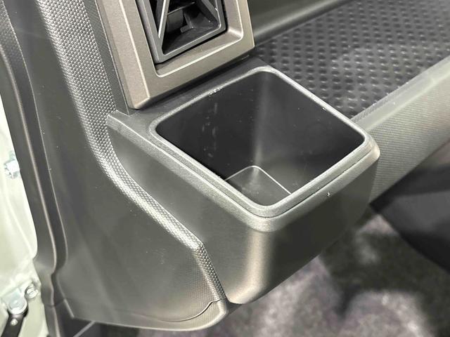 タフト Ｇ　ダーククロムベンチャー　スカイフィールトップ　ＬＥＤオートライト　オートハイビーム　フロントフォグランプ　運転席／助手席シートヒーター　プッシュボタンスタート　電動パーキングブレーキ　バックカメラ　１５インチアルミホイール（31枚目）