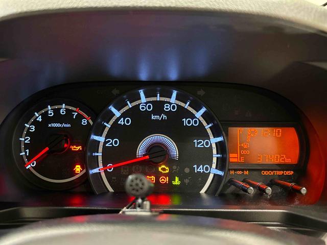 ムーヴ Ｌ　ＳＡＩＩ　１４インチフルホイールキャップ　オートライト　プッシュボタンスタート　セキュリティアラーム　キーレスエントリー　ナビ　前方ドライブレコーダ　ＥＴＣ　バックカメラ（19枚目）