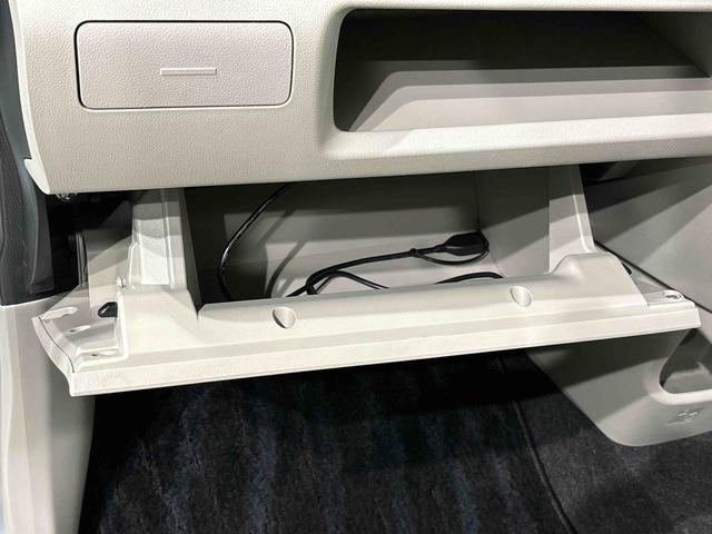 ムーヴ Ｌ　ＳＡＩＩ　１４インチフルホイールキャップ　オートライト　プッシュボタンスタート　セキュリティアラーム　キーレスエントリー　ナビ　前方ドライブレコーダ　ＥＴＣ　バックカメラ（32枚目）