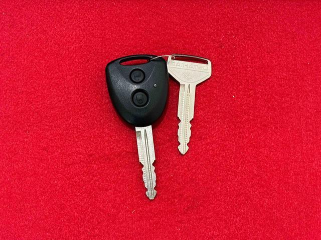 ムーヴ Ｌ　ＳＡＩＩ　１４インチフルホイールキャップ　オートライト　プッシュボタンスタート　セキュリティアラーム　キーレスエントリー　ナビ　前方ドライブレコーダ　ＥＴＣ　バックカメラ（48枚目）